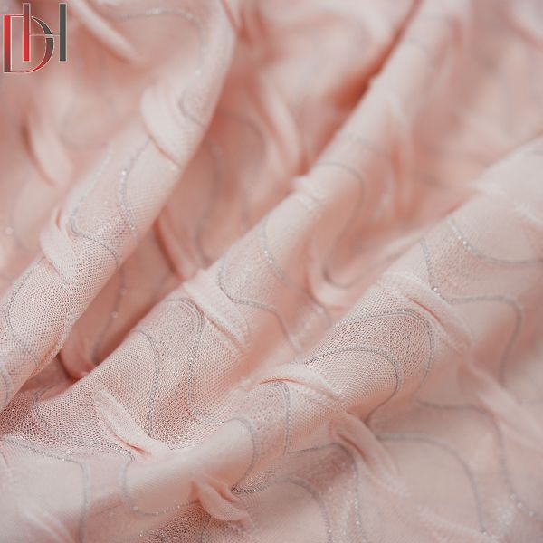 High End Jacquard Fabric 95% Polyester Custom Made Yarn Dyed Pattern For Dress