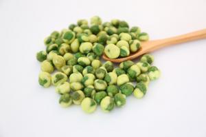 China GMO - Free Roasted Salted Green Peas Delicious Safe Raw Ingredient Hard Texture on sale