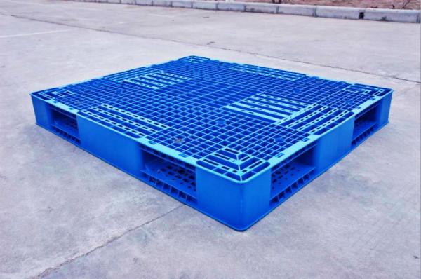 Quality Economical Nestable Light Weight Recycled Plastic Pallets For Warehouse Storage wholesale