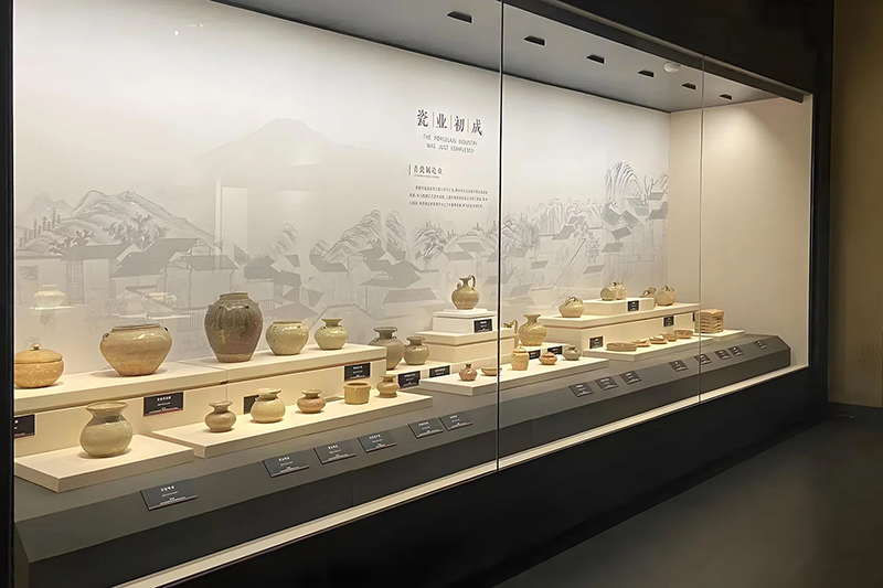 Sealed Museum Wall Vitrine with Anti-UV Low-Iron Glass and Adjustable LED Lighting for Artifact Display