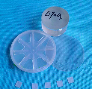 LiTaO3 Optical Window Glass Customized Square Size Double Side Polished