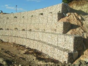 China Construction Wire Gabion Basket Stone For Retaining Wall Construction on sale