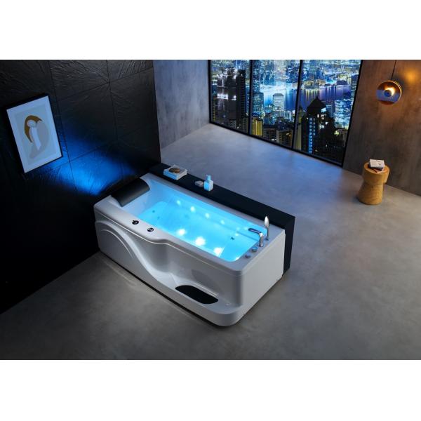 Luxurious Spa Massage Bathtub with Waterfall Steps