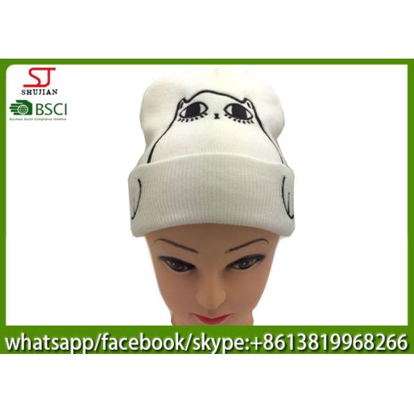 Chinese manufactuer cat hawk embroidered winter knitting patterns for hat  cap 50g 20*22cm 100%Acrylic keep warm
