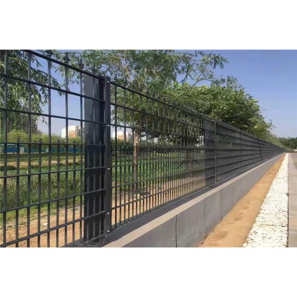 High Strength Welded Wire Security Fence Barrier With 4.0 Mm Diameter