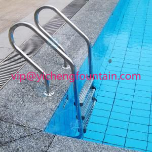 SS 304 Swimming Pool Accessories Ladders With Anti - Slip Steps / Safety Handrail