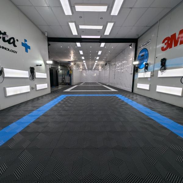 Stain Resistant Epoxy Parking Garage Flooring Squares Eco Friendly