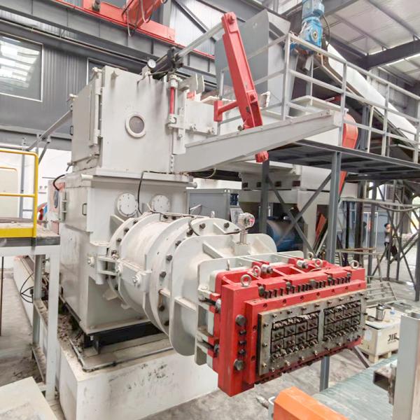 Full Automatic Clay Brick Making Machine Distributor Power For Clay Raw Material