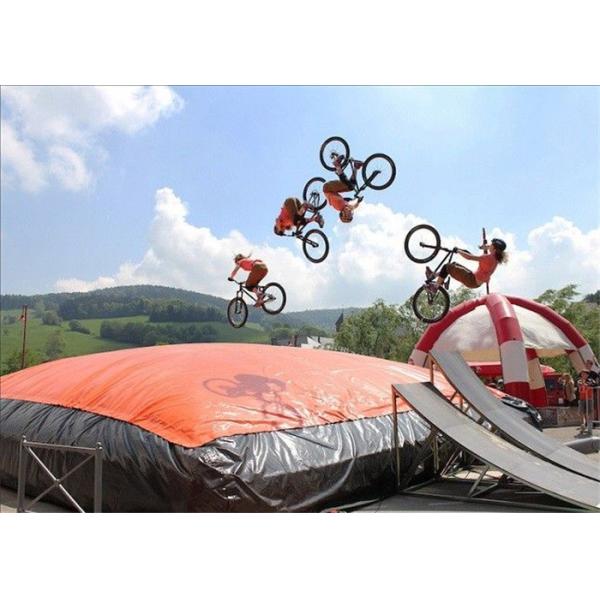 Customized Big Trampoline Park Inflatable Foam Pit Freefall Air Bag