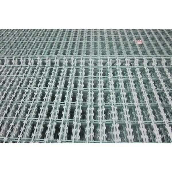 China Factory Supply Welded Razor Mesh Gives A Premium Protective Fence
