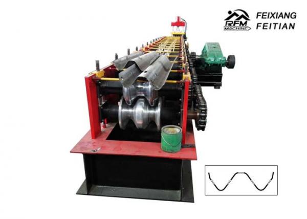 Quality Reliable W Beam Guardrail Roll Forming Machine , Crash Barrier Roll Forming Machine wholesale