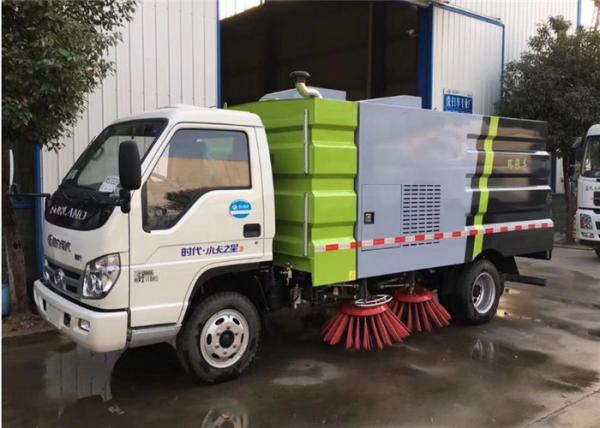 Quality Foton 5000  -6000 L Street Cleaning Vacuum Machine Truck For Trunk Roads wholesale
