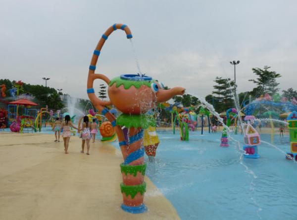 Quality Kids Children Water Playground Equipment Aqua Play Water Game With Teapot Spray wholesale
