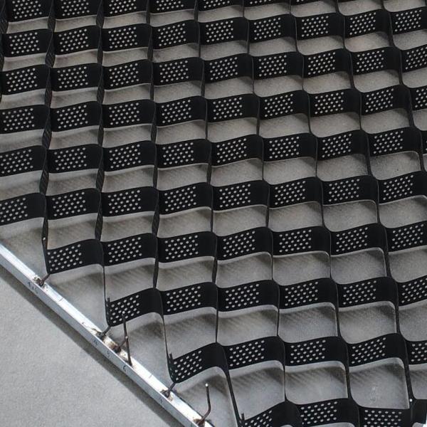 100-445 HDPE Geocell Soft Soil Foundation And Steep Slope Protection Geocell