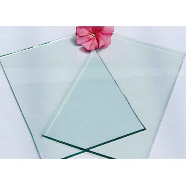 Various Forms 3mm Float Glass Flat Surface With Excellent Optical Performance