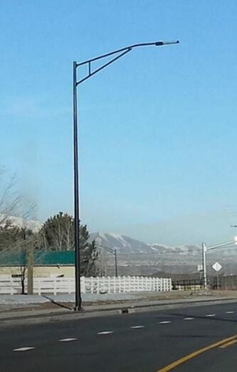 Straight Tubular Poles Alloy Steel Seamless Tubes Hot Gavlanized Street Lighting Poles