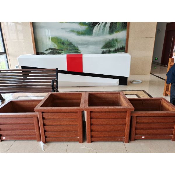 Fiberglass Reinforced Wooden Grain Flower Box For Garden Hotel Or Commecial Square