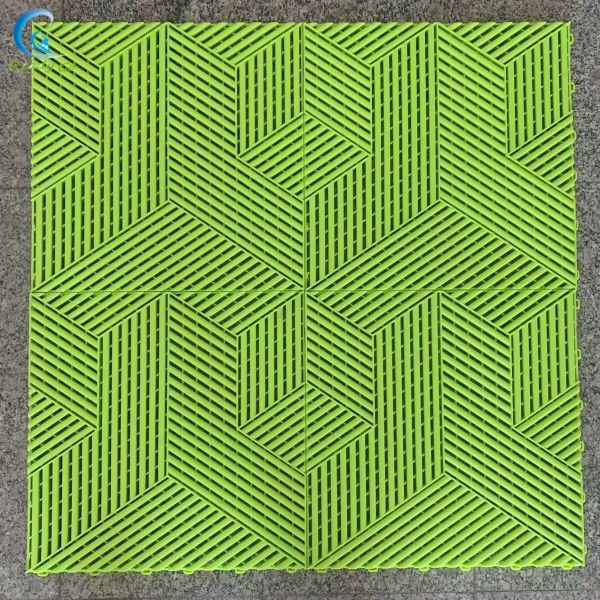 400 * 400 * 18mm Garage Floor Tile Suitable For Workshops High Impact Resistance