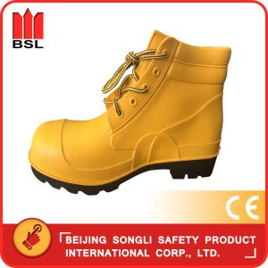 RAIN BOOTS