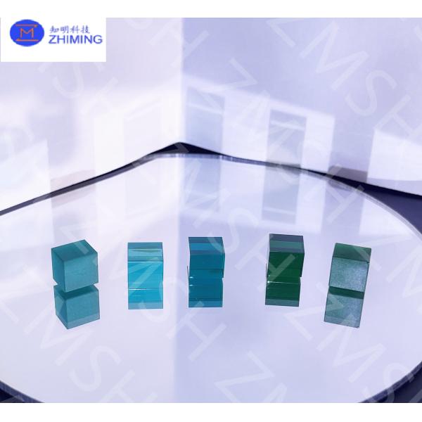 Synthetic Sapphire Al2O3 Green Raw Materials Used In Jewelry High Hardness Mohs Hardness 9 Elaborate Processing