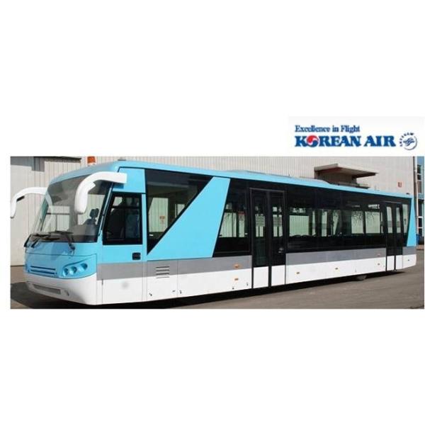 Large Capacity Airport Coaches Aero Bus With 4 Pneumatic Double Opening Doors