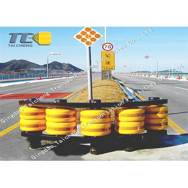 Traffic Plastic Pliable Barrier Spiral Staircase Rotating Anticollision Highway Guardrail