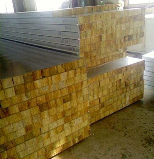 Glass Wool Insulated Roof Panels Foam Insulation Panels 80Mm Thickness