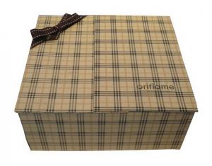 Cheap Large Cardboard Keepsake Gift Boxes, Oriflame Square Lines Paper Box For Packaging for sale