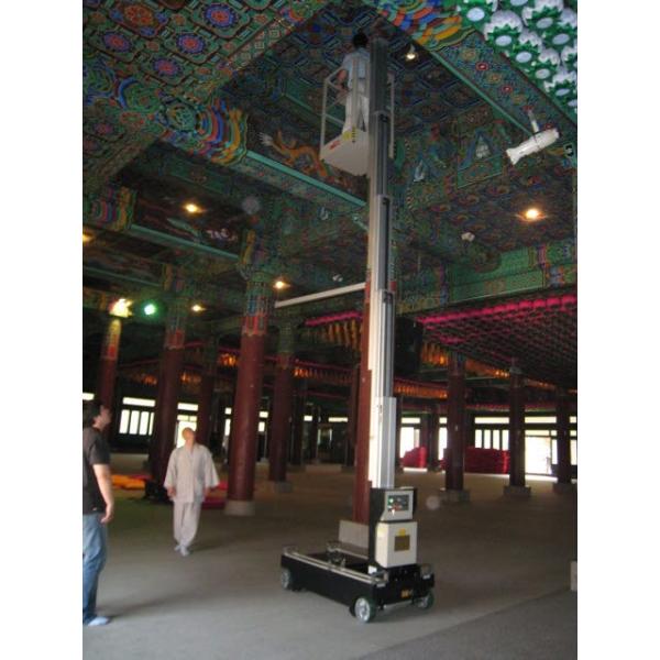 Single Mast Lift For Fixture Works , 6.2m Height Self Propelled Work Platform