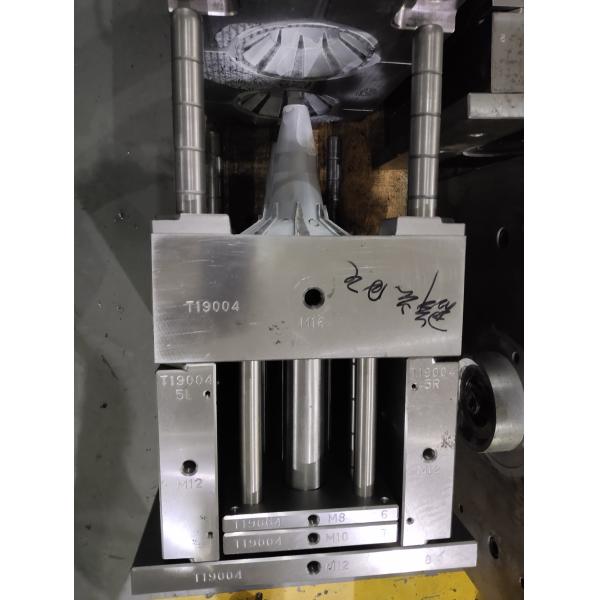 Hot / Cold Runner Injection Molded Plastic Parts Signle Cavity 40 Seconds Cycle Time