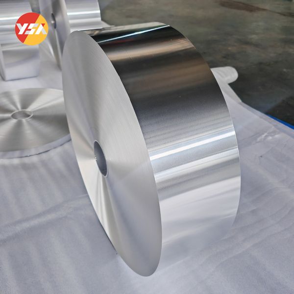 Customizable aluminum foil rolls | Flexible options for thickness, width, and alloy | Packed in cartons or on pallets | Worldwide shipping with full tracking