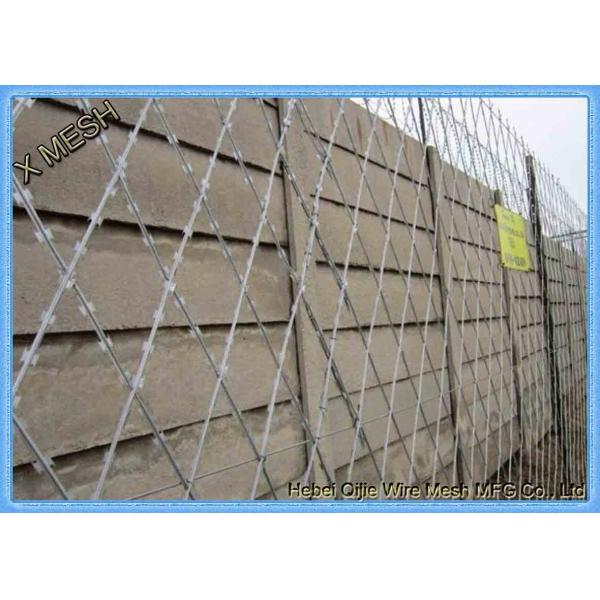 Galvanized Razor Barbed Wire Fence / Security Barbed Wire Mesh SGS Listed