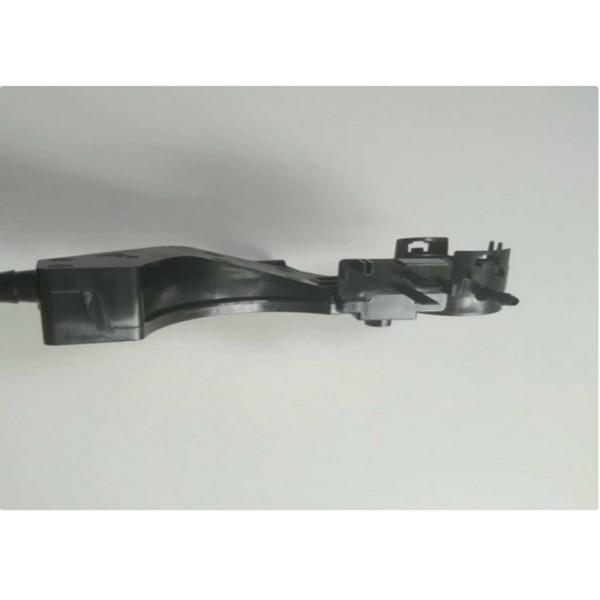 Sub Gate Type Custom Plastic Injection Molding , Auto Interior Molding Parts