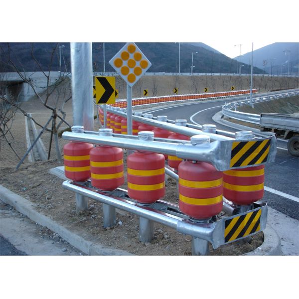 Highway Safety Yellow Polyurethane Roller Crash Barrier Fence System
