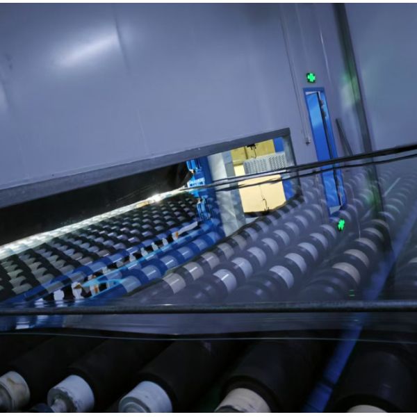 Ultra-Thin 0.2-2.0mm Low-Iron Electronic Glass Substrate with DOL ≥500Mpa and Optional Thickness of 0.25mm-2mm