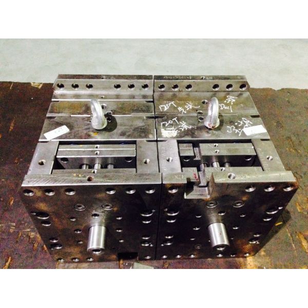 High Performance Plastic Injection Mould Hot / Cold Runner With Mold flow Analysis