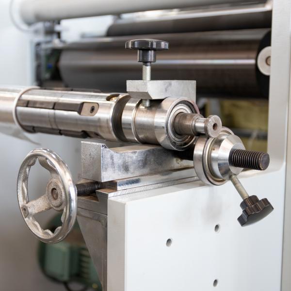 Design Automatic Cling Film And Aluminum Foil Paper Roll Slitting And Rewinding Machine