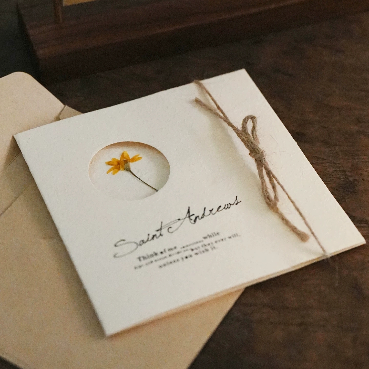 Handmade Dried Flower Greeting Cards With Jute Twine Bow For Wedding Invitations