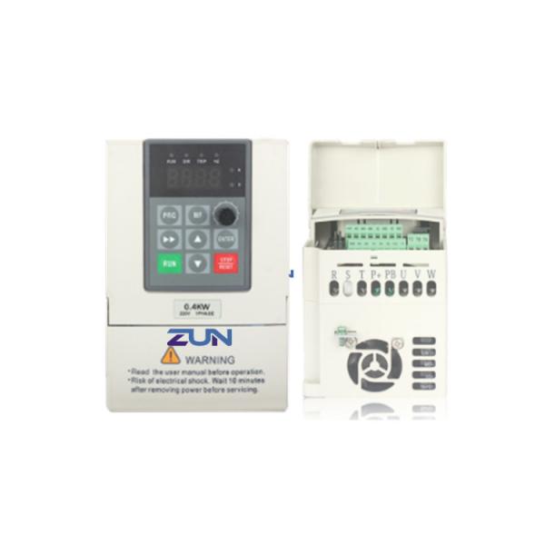 220VAC MPPT VFD Solar Pump Controller 2.2kw With LED LCD Display