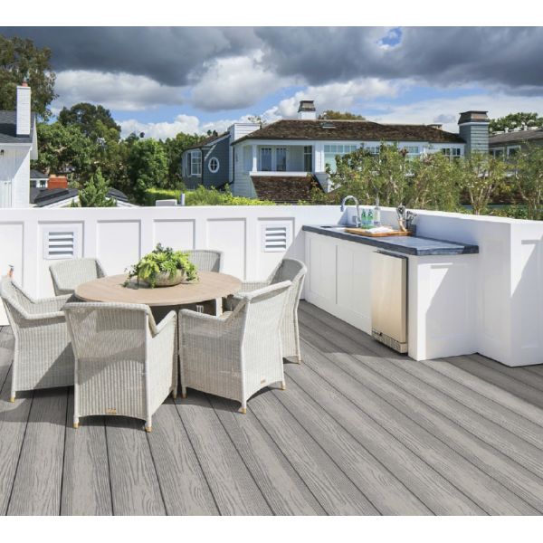 Typically 25-30 Years With Proper Care High Density WPC Deck Resistant To Moisture Composite Decking Material For Long Term