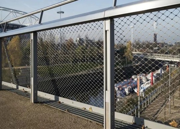 Diamond 304 Stainless Steel Wire Rope Mesh For Railing Systems