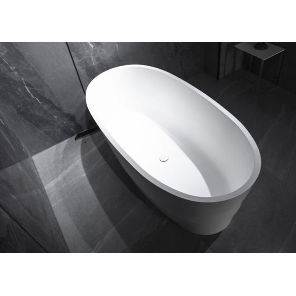 Small Size Freestanding Soaking Bathtub Center Drain Easy To Clean