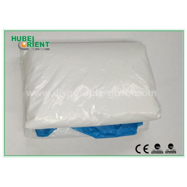 Single Use Protective Visitor Set Used In Hospital Food Industry And Laboratory
