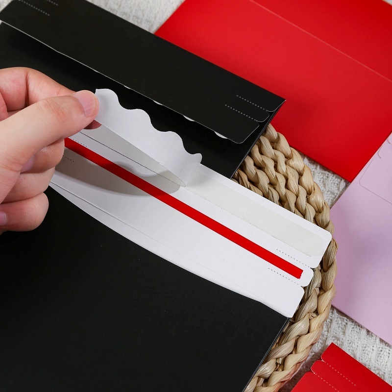 Decorative Scalloped Flap Peel And Seal Paper Envelopes For Greeting Cards