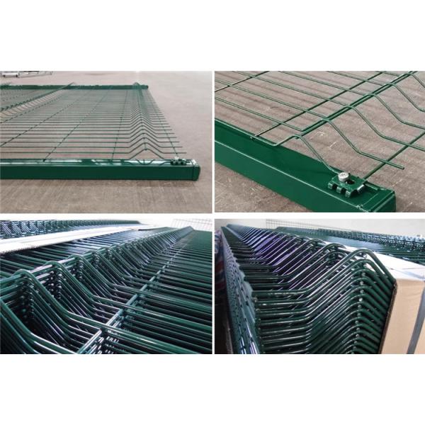 Hot Galvanized Welded Mesh Fencing Metal PVC Coated Green 3D V Bending Curved