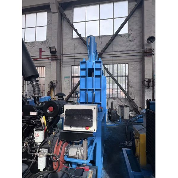 Heavy Duty Hydraulic Vertical Baler for Waste Recycling and Waste Management