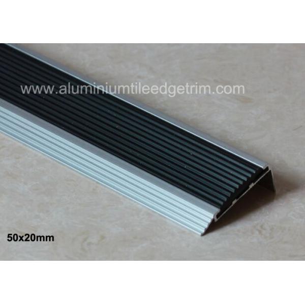 Exterior Metal Aluminum Stair Nosing , Laminate Stair Nose Trim Right Angle Type