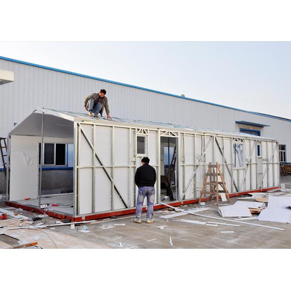 Fireproof Light Steel Frame Metal Prefab Car Shed With Steel Sheet Cladding Park home