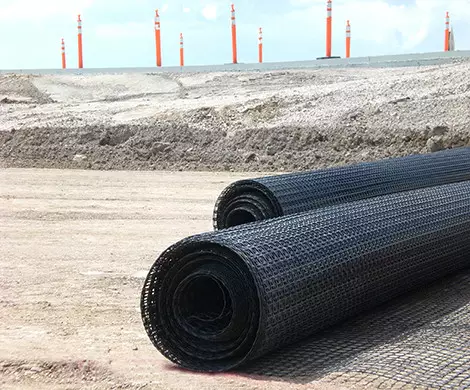 Road Reinforcement 80kn Fiberglass Geogrid Mesh Driveway Geogrid For Soil Stabilization Geogrid