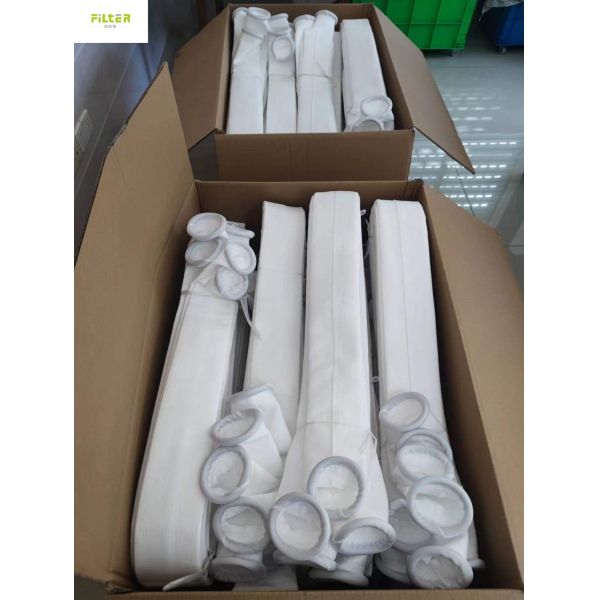 PP Polyester Dust Collector Filter Bag Needle Felt 450GSM - 550GSM